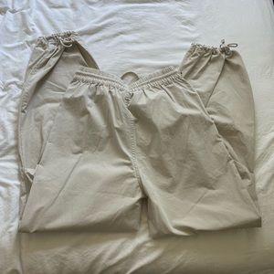 Aritzia Tna Bel Air Pant Size Small 